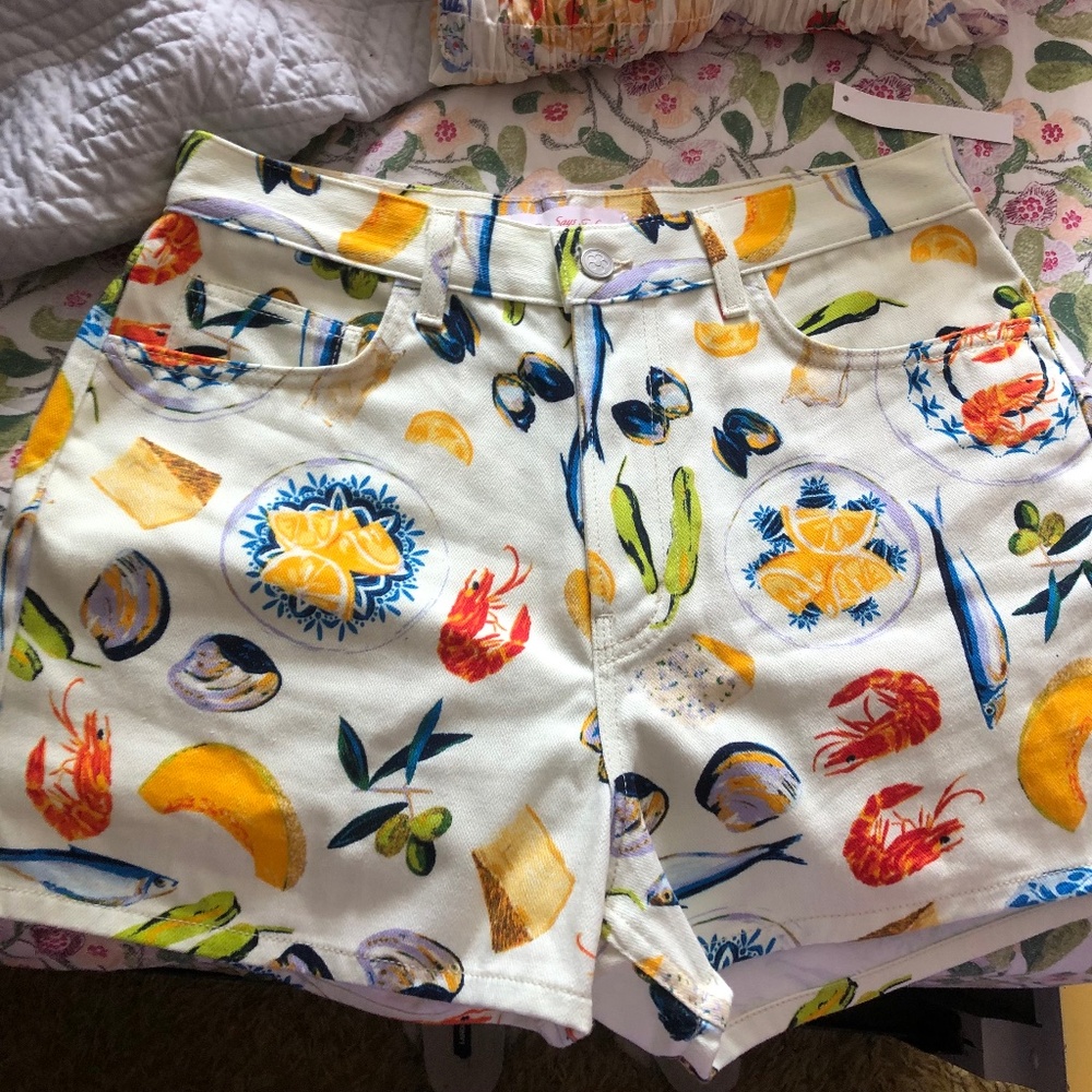 Lisa Says Gah! Evan Tapas Shorts